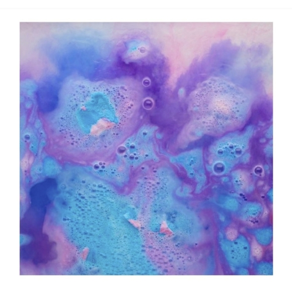 🌸 Bath Bomb Geode Geological Gift Box with 3 from Patisserie London NIB - Picture 13 of 16